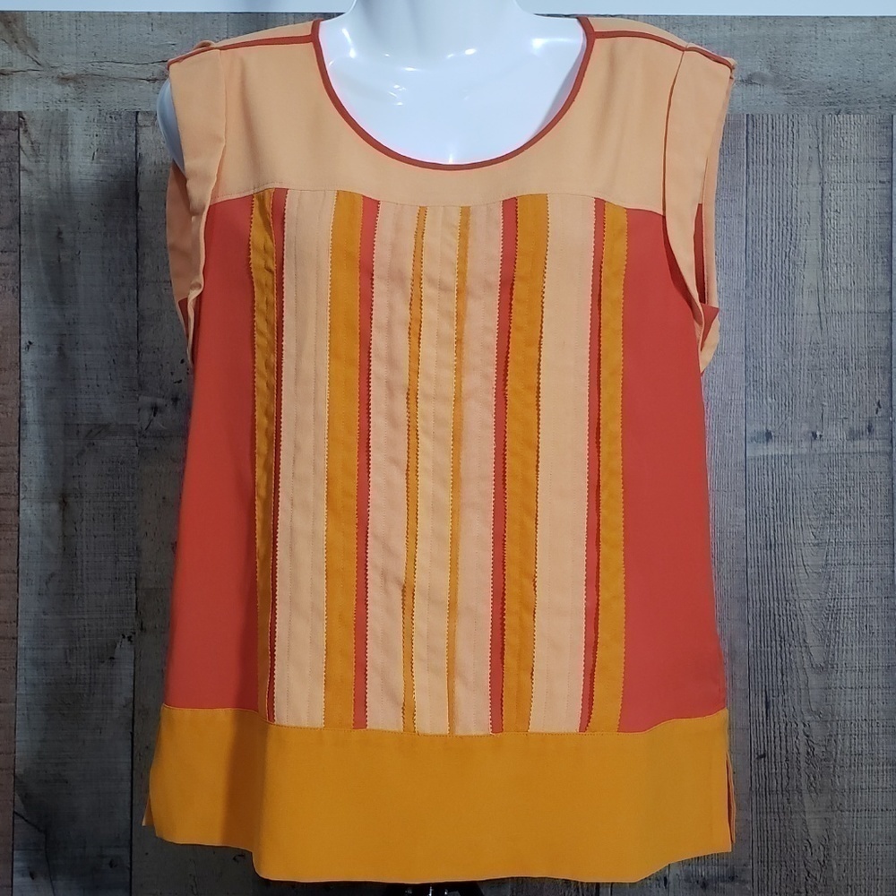 KENNETH COLE TOP SIZE SMALL - Picture 2 of 5